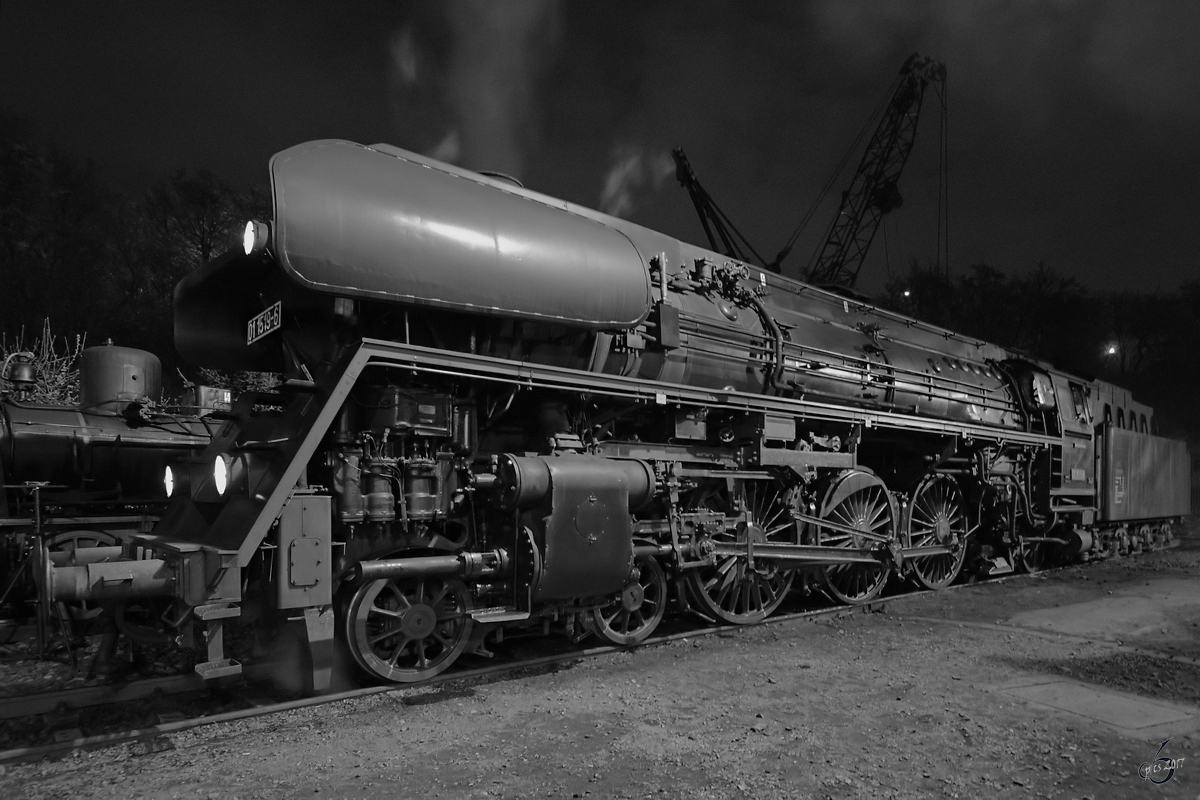 Die Dampflokomotive 01 1519-6 Anfang April 2017 im Eisenbahnmuseum Dresden.