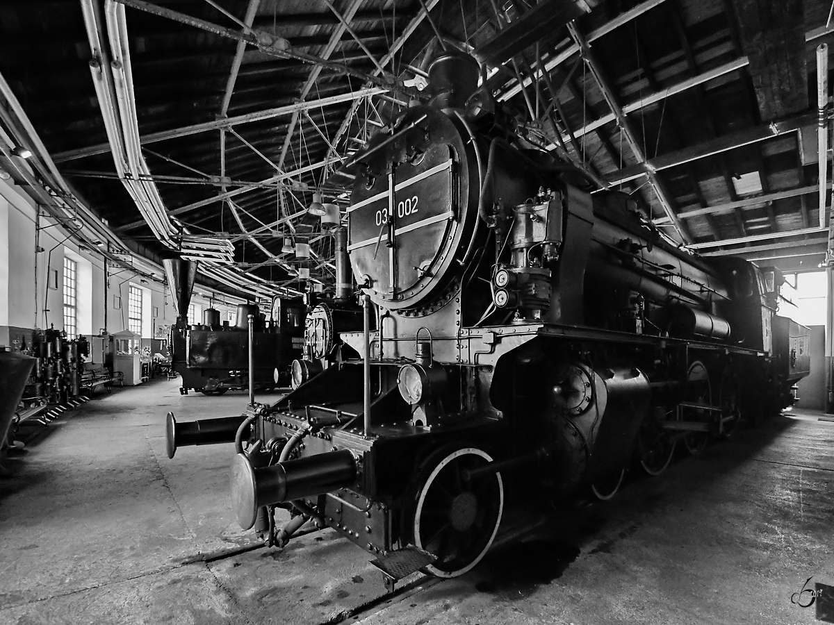 Die Dampflokomotive 03 002 wurde 1914 in der Wiener Lokomotivfabrik Floridsdorf gebaut.  (Eisenbahnmuseum Ljubljana, August 2019)