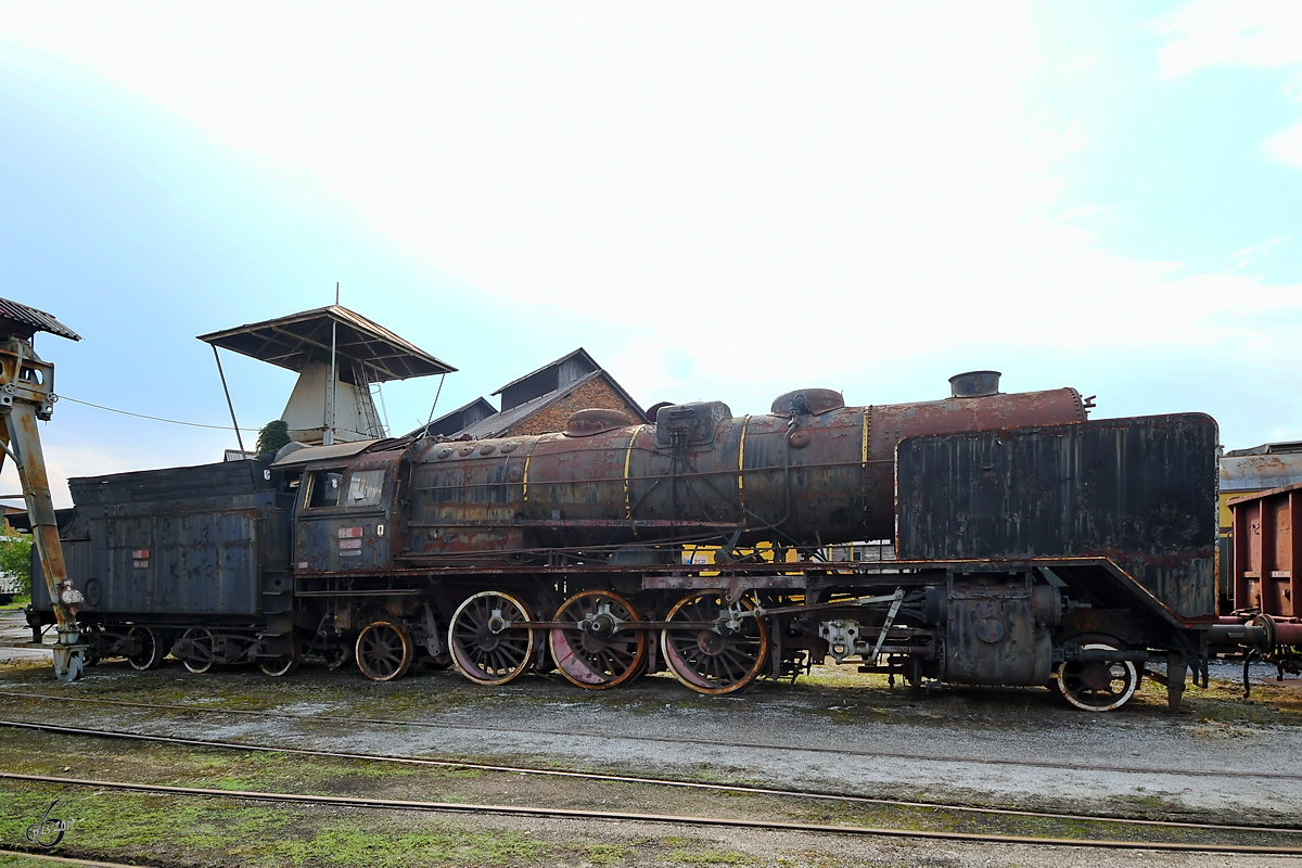 Die Dampflokomotive 06-016 wartet auf bessere Zeiten. (Eisenbahnmuseum Ljubljana, August 2019)