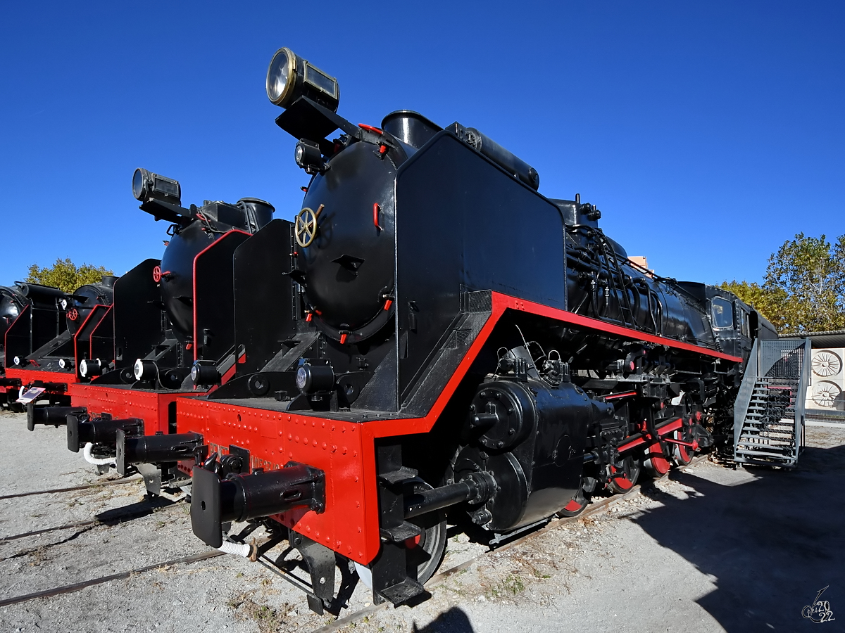 Die Dampflokomotive 141F-2348 wurde 1957 bei der North British Locomotive Company gebaut und gehört zur letzten in Spanien eingesetzten Dampflokbaureihe. (Eisenbahnmuseum von Katalonien in Vilanova i la Geltrú, November 2022)