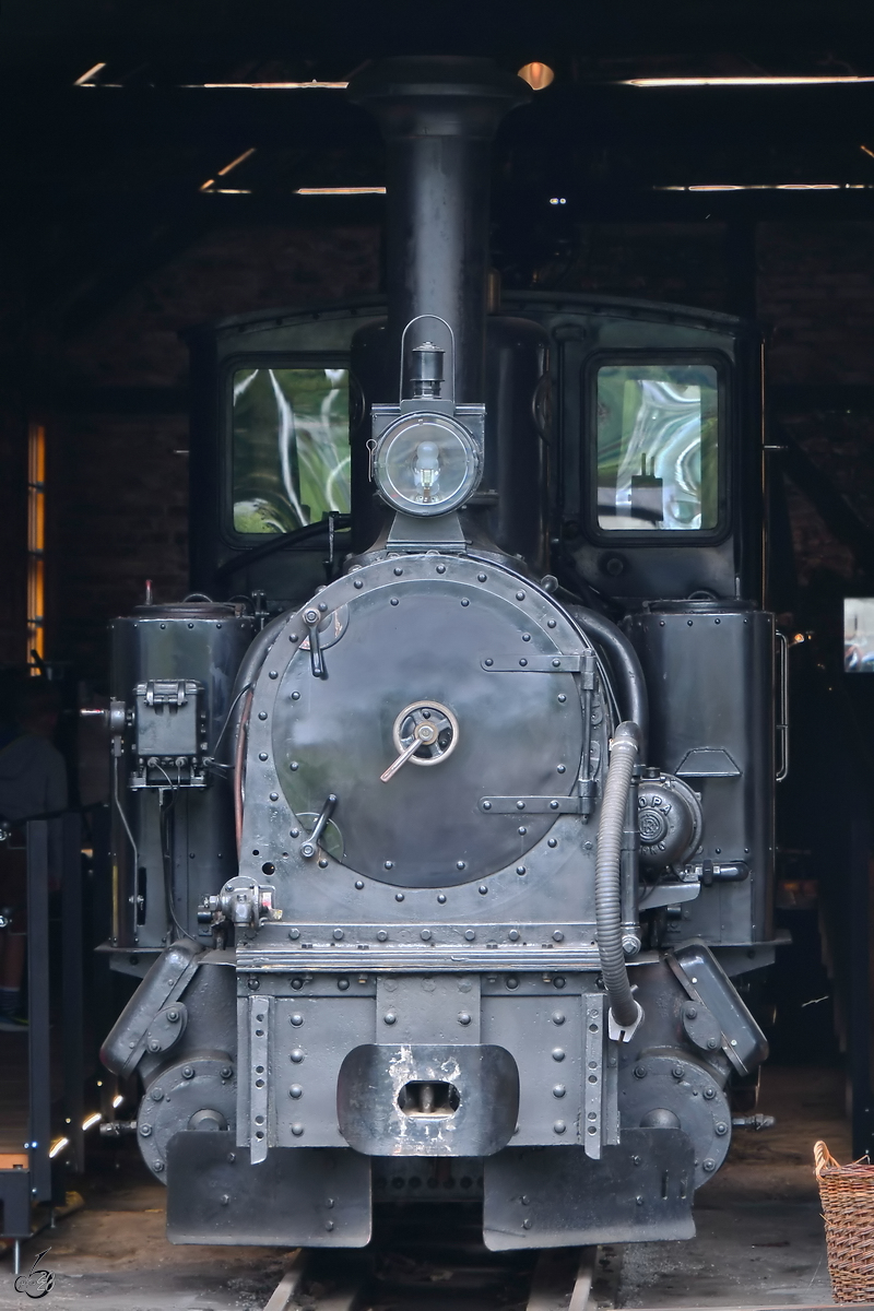Die Dampflokomotive 2341/90  Nr. 4  der Salzkammergut-Lokalbahn(SKGLB) wurde 1916 bei Kraus (Linz) gebaut und war Mitte August 2020 im Museum der Ischler Bahn in Mondsee zu sehen.