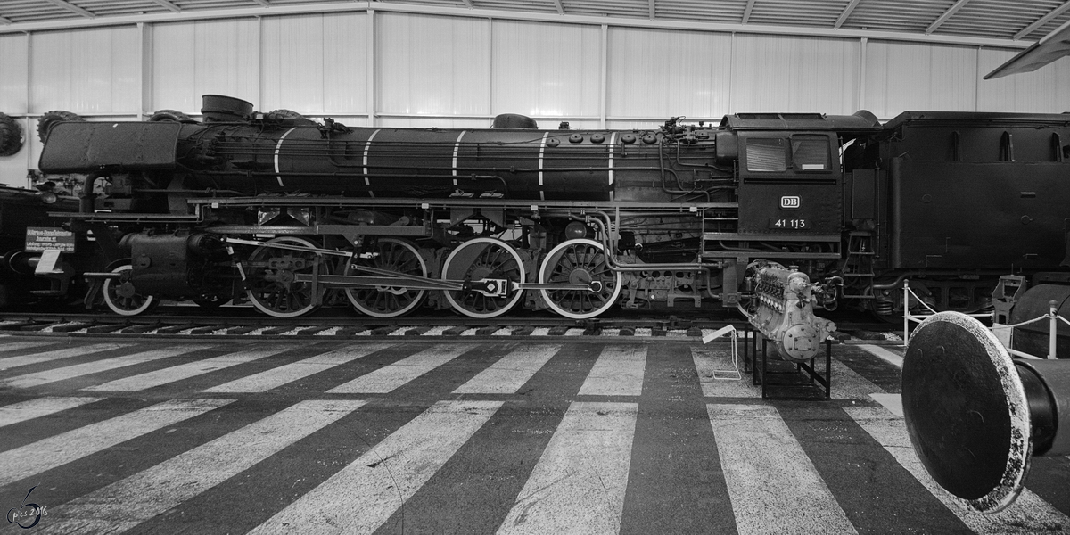 Die Dampflokomotive 41 113 im Auto- und Technikmuseum Sinsheim. (Dezember 2014)