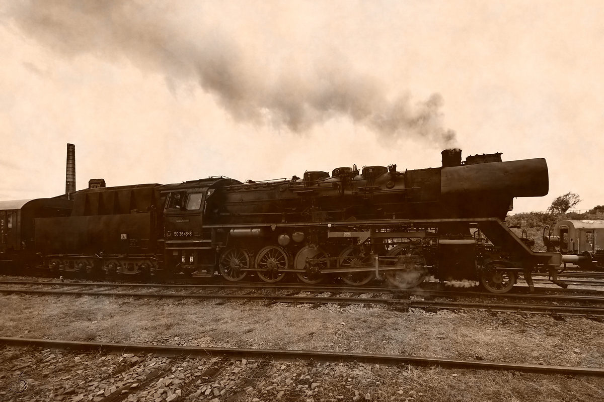 Die Dampflokomotive 50 3648-8  auf alt gemacht . (Sächsisches Eisenbahnmuseum Chemnitz-Hilbersdorf, September 2020)