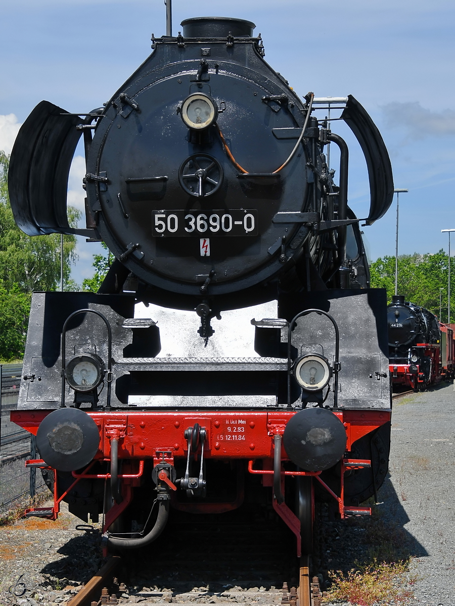 Die Dampflokomotive 50 3690-0 ist im Deutschen Dampflokomotiv-Museum Neuenmarkt-Wirsberg zu sehen. (Juni 2019)