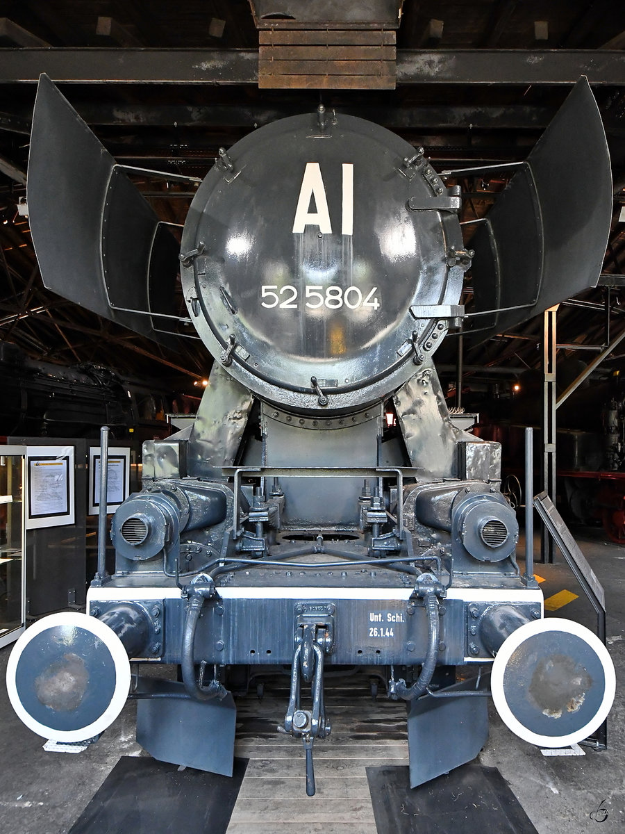 Die Dampflokomotive 52 5804 war Anfang Juni 2019 im Deutschen Dampflokomotiv-Museum Neuenmarkt-Wirsberg zu sehen. 
