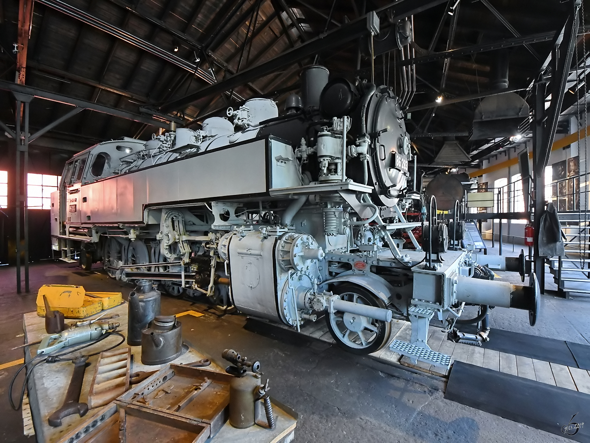 Die Dampflokomotive 86 083 präsentiert sich im Fotoanstrich. (Deutsches Dampflokomotiv-Museum Neuenmarkt-Wirsberg, Juni 2019) 