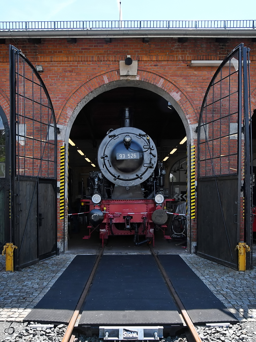 Die Dampflokomotive 93 526 im Deutschen Dampflokomotiv-Museum Neuenmarkt-Wirsberg. (Juni 2019)