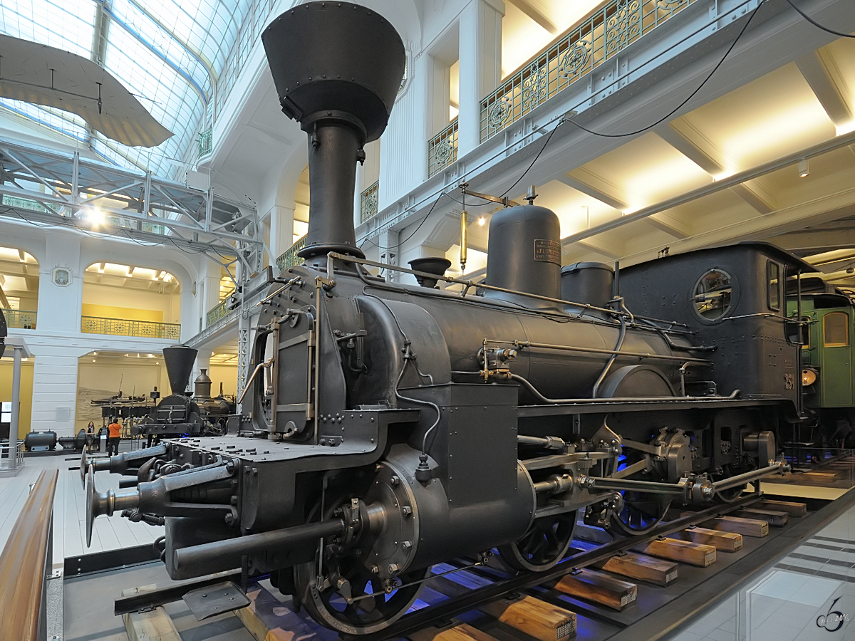 Die Dampflokomotive BBÖ 1.20 (KRB 254) der Floridsdorfer Lokomotivfabrik im Technischen Museum Wien (November 2010)
