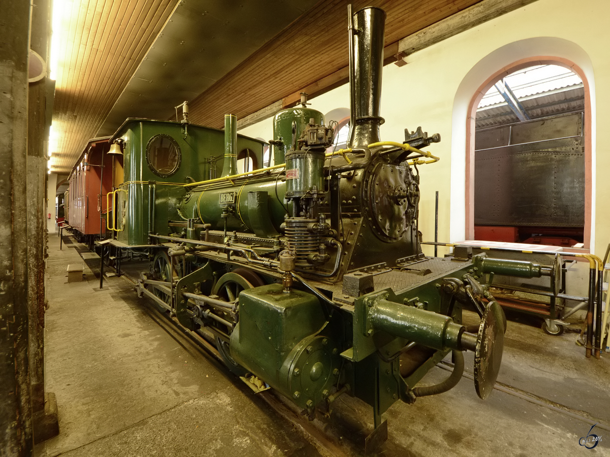 Die Dampflokomotive Gattung D VI  Berg  im Eisenbahnmuseum Neustadt an der Weinstraße. (Dezember 2014)