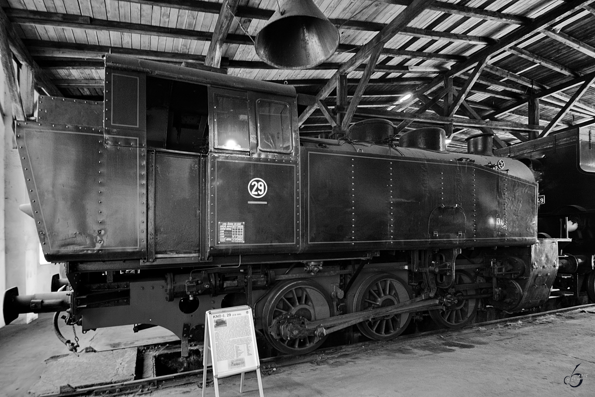 Die Dampflokomotive KND c.29 (CS500) Anfang April 2018 im Eisenbahnmuseum Lužná u Rakovníka.