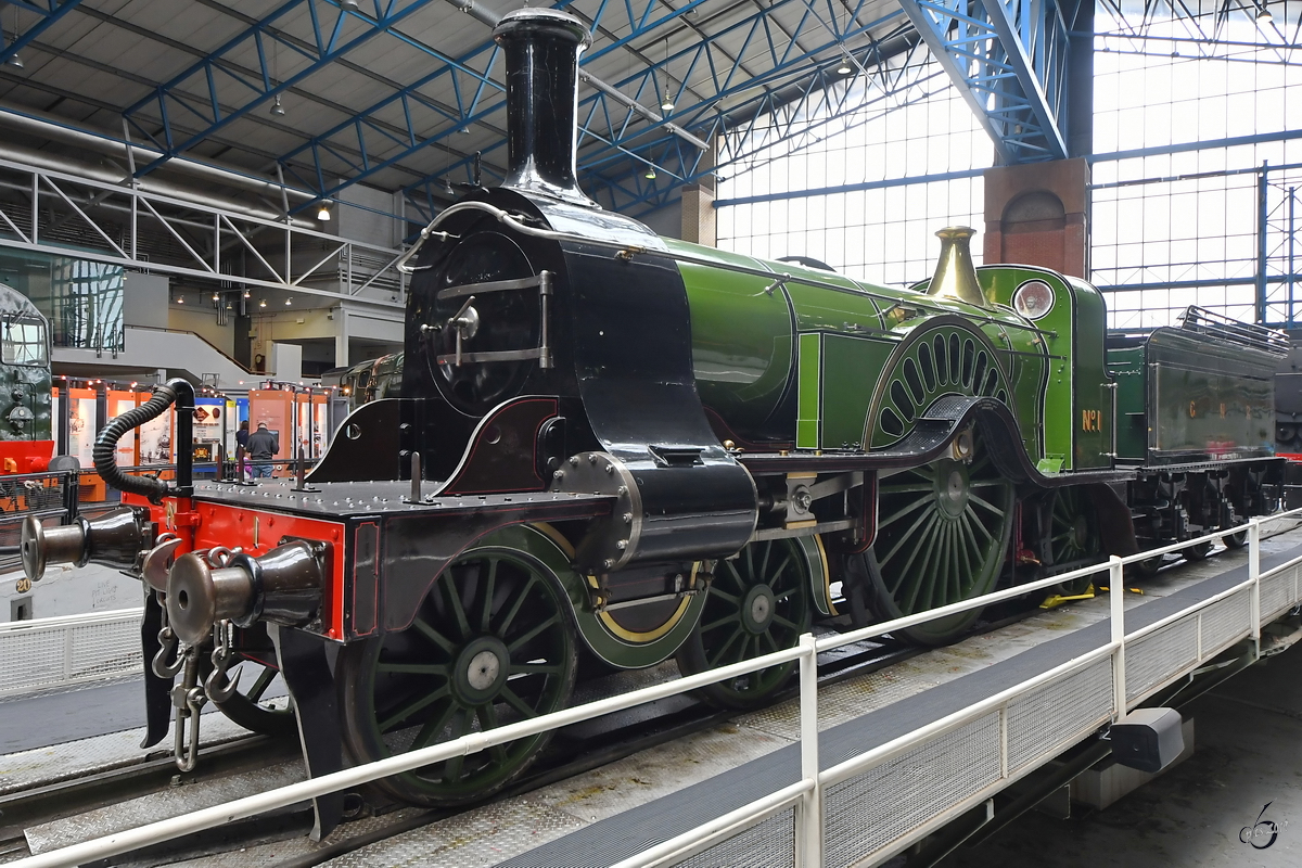 Die Dampflokomotive No. 1  Stirling Single  der Great Northern Railway wurde 1870 gebaut und war bis 1907 im Einsatz. (National Railway Museum York, Mai 2019)