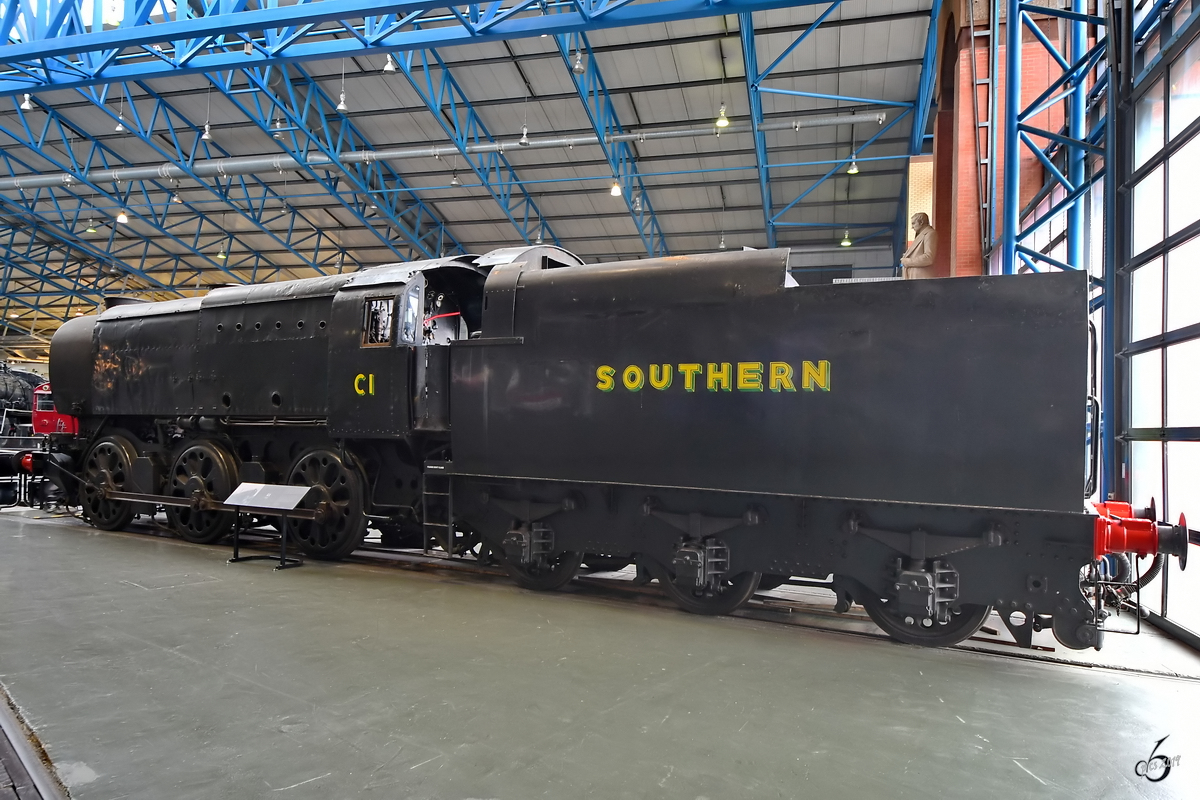 Die Dampflokomotive No. 33001 wurde 1942 für die Southern Railway gebaut und ist 1964 ausgemustert worden. (National Railway Museum York, Mai 2019)