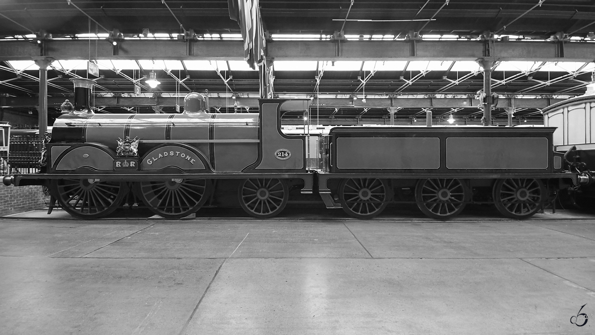 Die Dampflokomotive No.214  Gladstone  der London Brighton & South Coast Railway wurde im Jahr 1882 gebaut. (National Railway Museum York, Mai 2019)