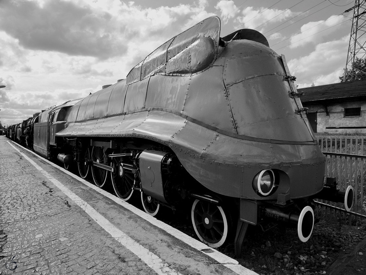 Die Dampflokomotive Pm3 (BR 03.10) im Eisenbahnmuseum Warschau (August 2011)