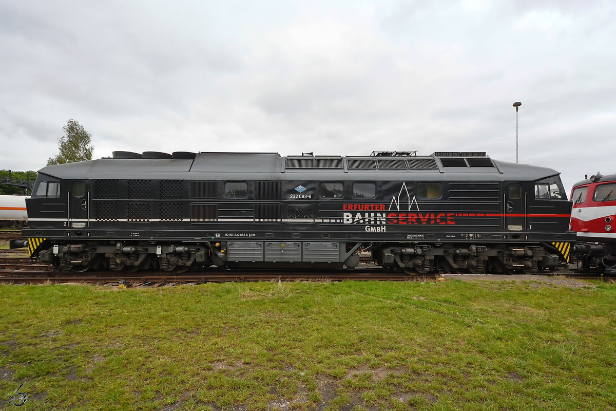 Die Diesellokomotive 232 083-6 der Erfurter Bahnservice GmbH war im September 2020 auf dem Gelände des sächsischen Eisenbahnmuseums Chemnitz-Hilbersdorf abgestellt.