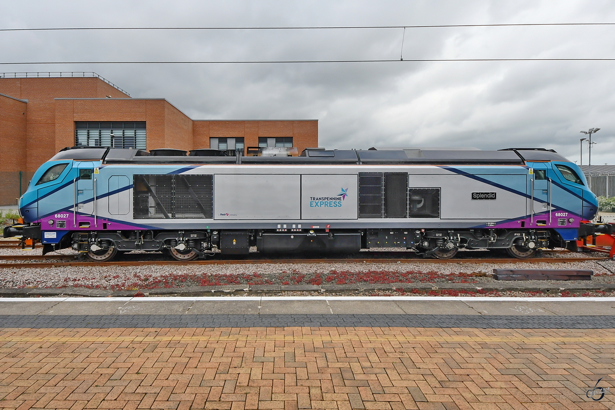 Die Diesellokomotive 68027  Splendid  der TransPennine war Anfang Mai 2019 am Bahnhof in York abgestellt.