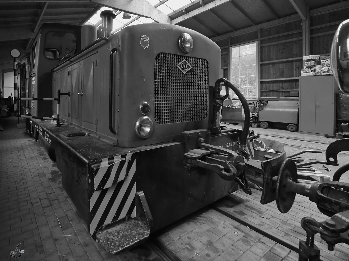 Die Diesellokomotive MV 8 Nr.3  Nahmer  von Orenstein & Koppel. (Hüinghausen, November 2018)