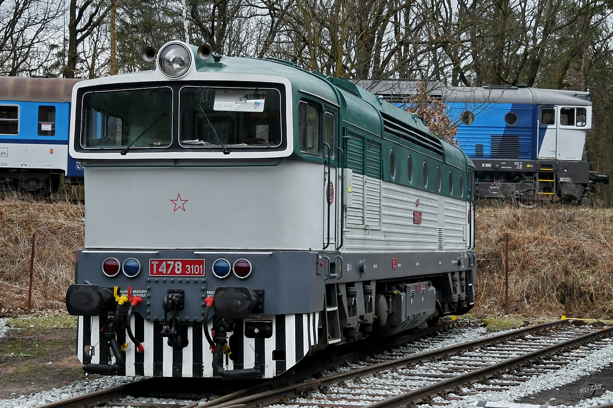 Die Diesellokomotive T 478 3101 Anfang April 2018 im Eisenbahnmuseum Lužná u Rakovníka.