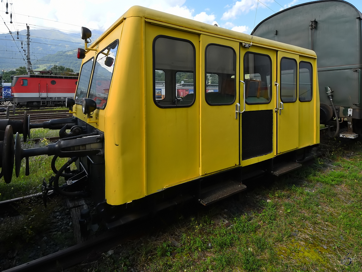 Die Draisine X 626.122 (Bahn-Motorwagen BM 100) war Ende August 2019 im Außenbereich des Heizhauses Lienz zu sehen. 