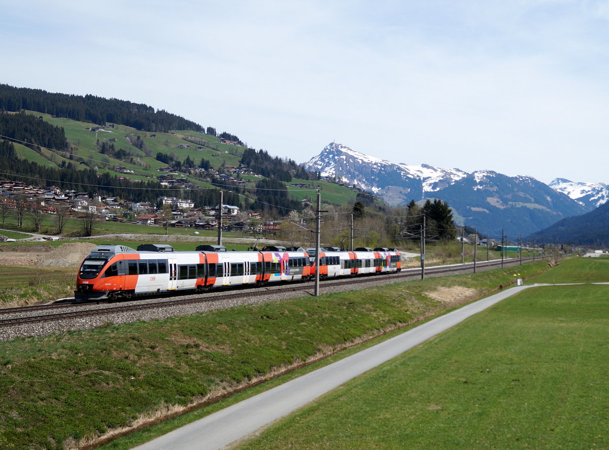 Die ehemals mit CityShuttle-Garnituren und Loks der Baureihe 1144 geführten REX-Züge auf der Giselabahn wurden mittlerweile durch  Cityjet  und Talent ersetzt. Vor allem am Wochenende kann man deshalb Doppelgarnituren der Baureihe 4023 in Tirol antreffen. Am Ostermontag des heurigen Jahres sind zwei dieser im Jahr 2004 gebauten Triebzüge des Salzburg-Verkehres als REX 1510 (Schwarzach-St. Veit - Wörgl Hbf) bei Bockern nahe Kirchberg in Tirol Richtung Westen unterwegs. 22.04.2019.