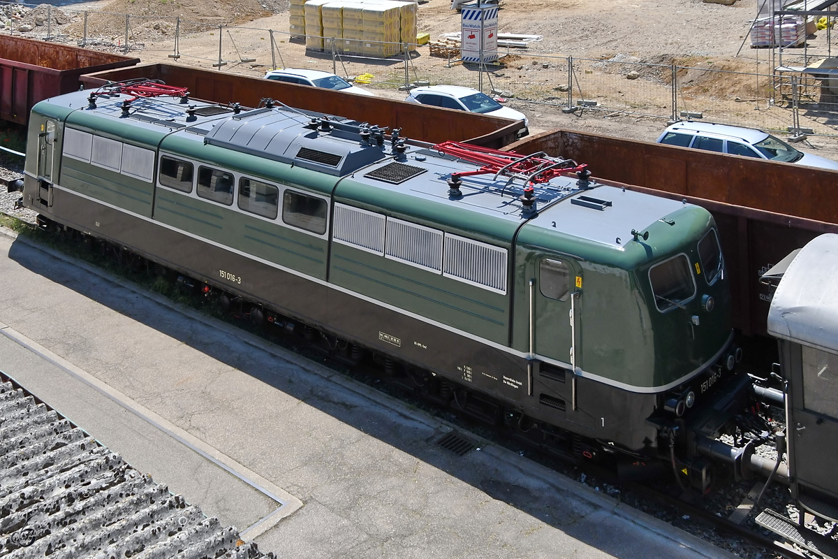 Die Elektrolokomotive 151 016-3 Anfang Juni 2019 im Bayerischen Eisenbahnmuseum Nördlingen.