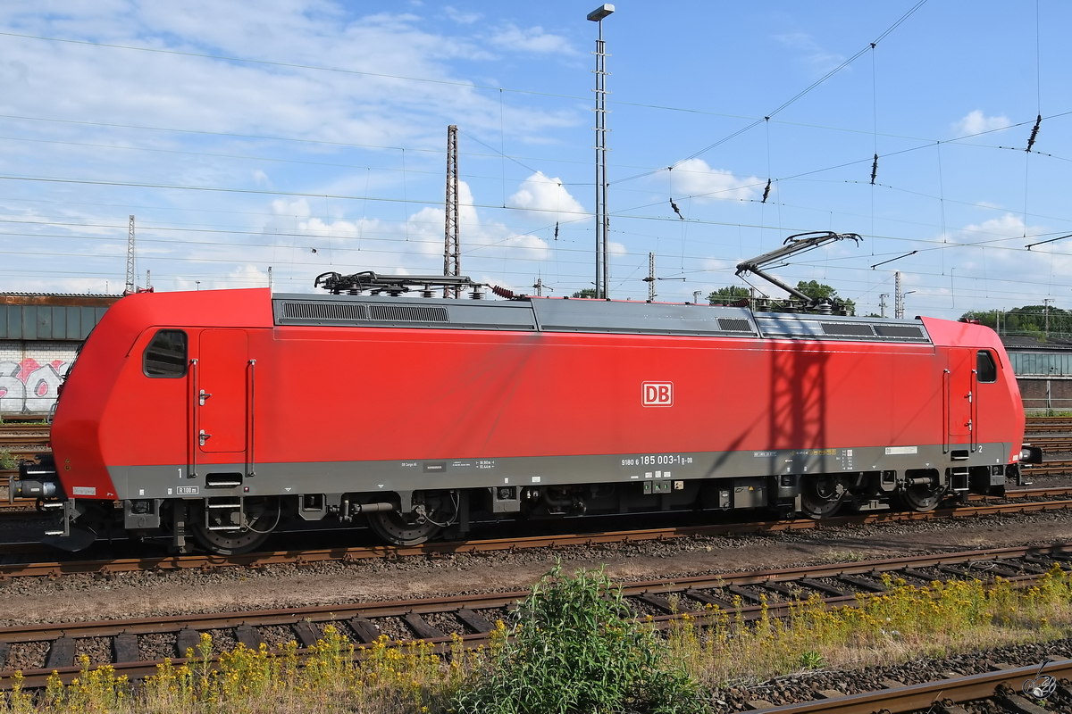 Die Elektrolokomotive 185 003-1 war Anfang Juni 2020 in Wanne-Eickel zu sehen.