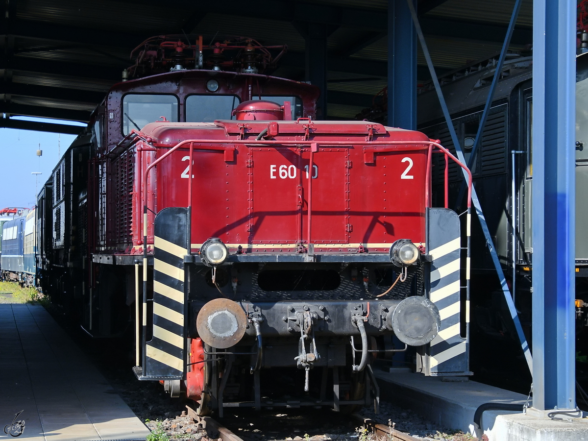 Die Elektrolokomotive E 60 10 war im September 2021 im Eisenbahnmuseum Koblenz zu sehen.