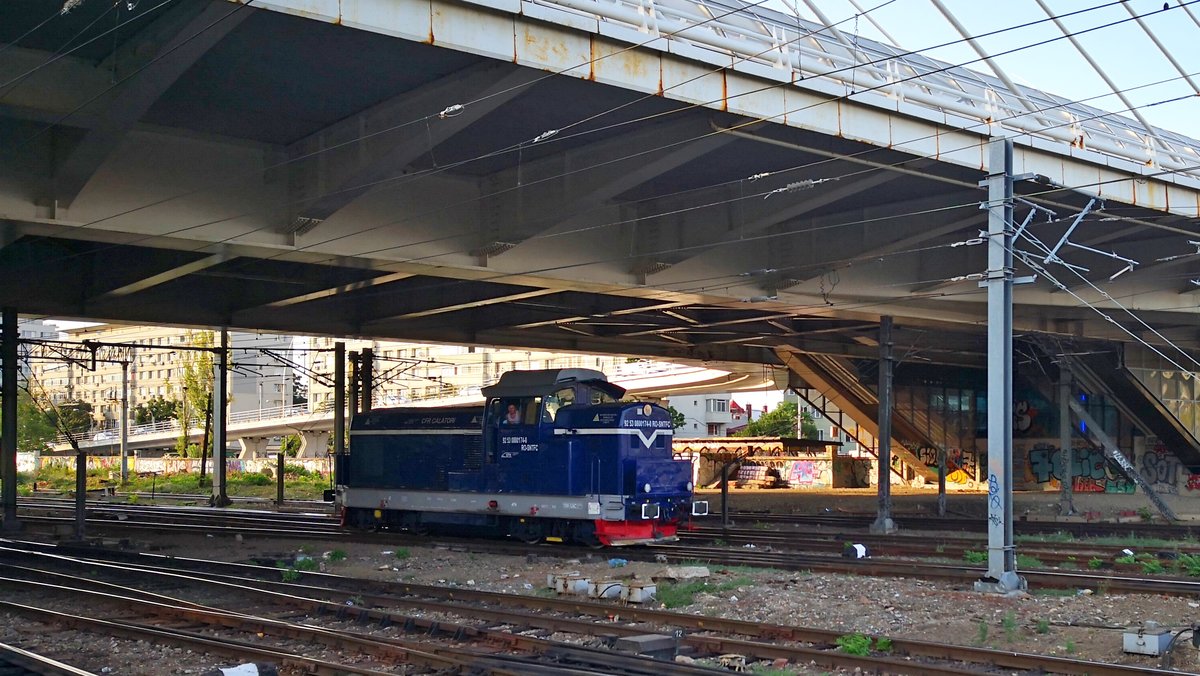 Die frisch lackierte 92-53-0-800174-0 manövrierte am 03.09.2018 in den bukarester Nordbahnhof.