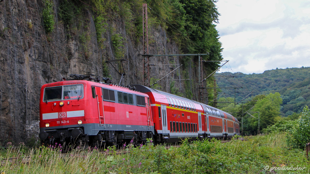 Die frühere S Bahn Lok 111-143 eilte am 25.07.2020 in Richtung Wuppertal.



Ennepetal, 25.07.2020