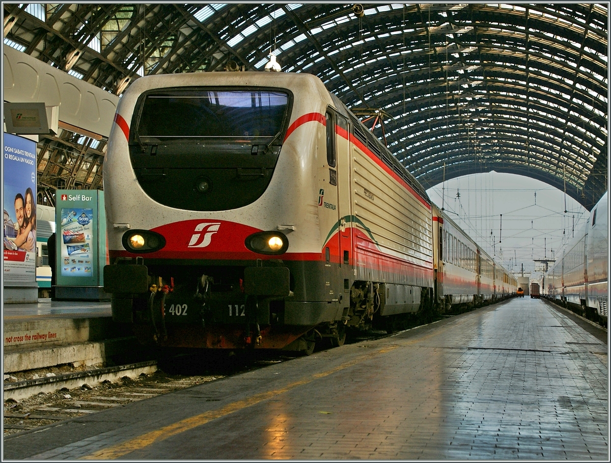 Die FS 402 112 in Milano.
16. Nov. 2013