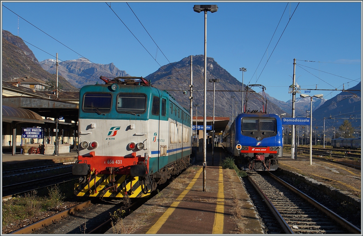 Die FS 656 431 und 464 603 in Domodossola.
26. Okt 2015