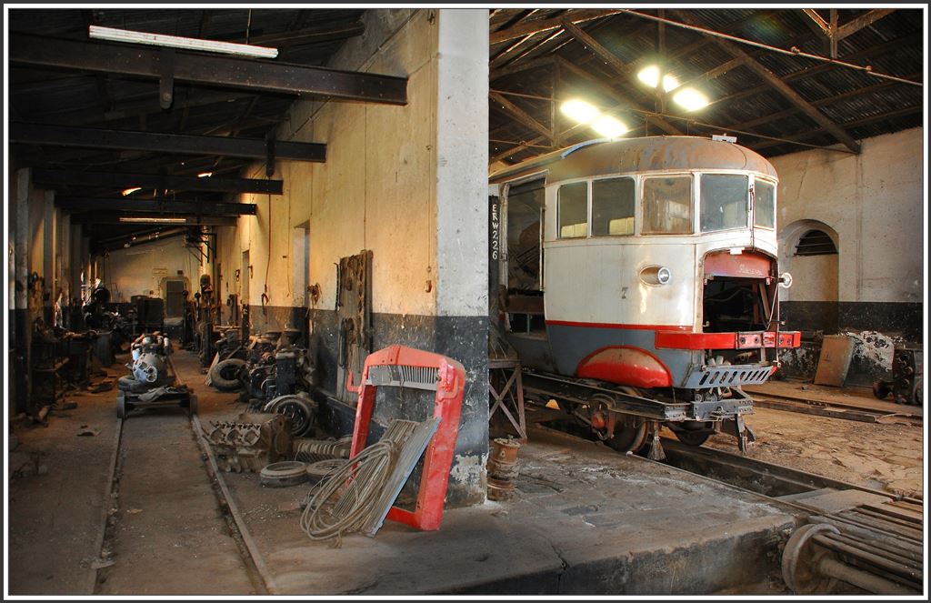 Die ganze Werkstätte mutet an wie ein Museeum aus längst vergangener Zeit. (04.12.2014)