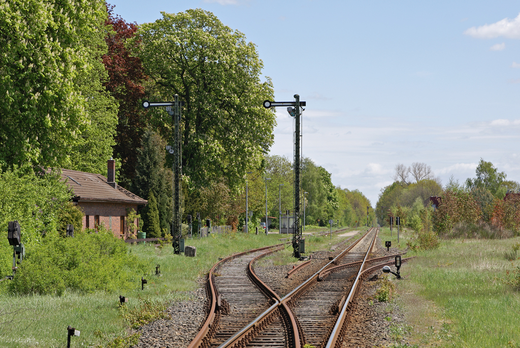 Die Gleisanlagen des Bahnhofs von Dahlenburg, gelegen an der so genannten Wendlandbahn von Lüneburg nach Dannenberg Ost. Bild vom 16.05.2010.