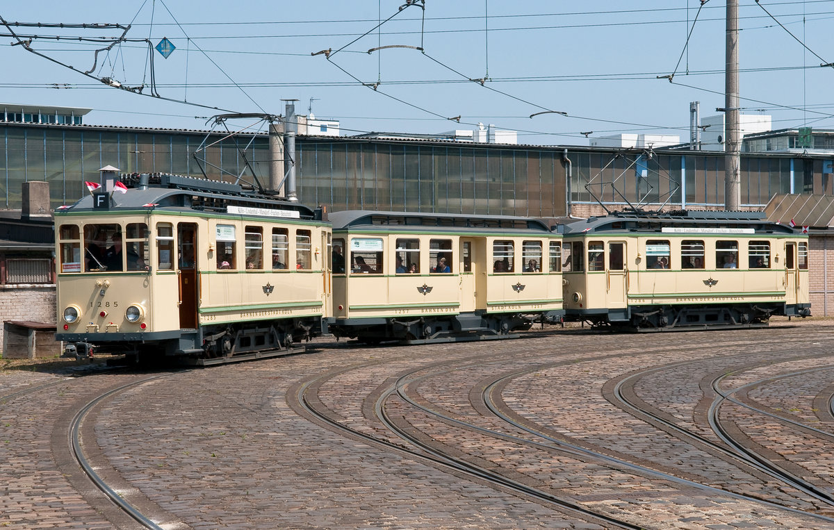 Die Historische Straßenbahn Fienschen. Aufgenommen am 30.6.2019.