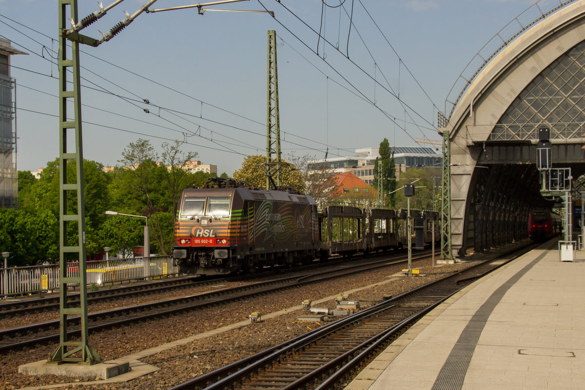 Die HSL 185 602-0 war am 29. April 2018 in Dresden Hbf unterwegs. 