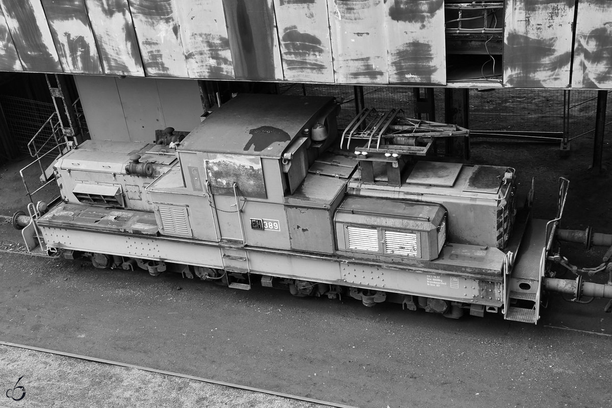 Die Hybrid-Lokomotive Krauss-Maffei Nr. 18163  EH 389  auf dem Museumsgelände der Henrichshütte. (Hattingen, März 2018)