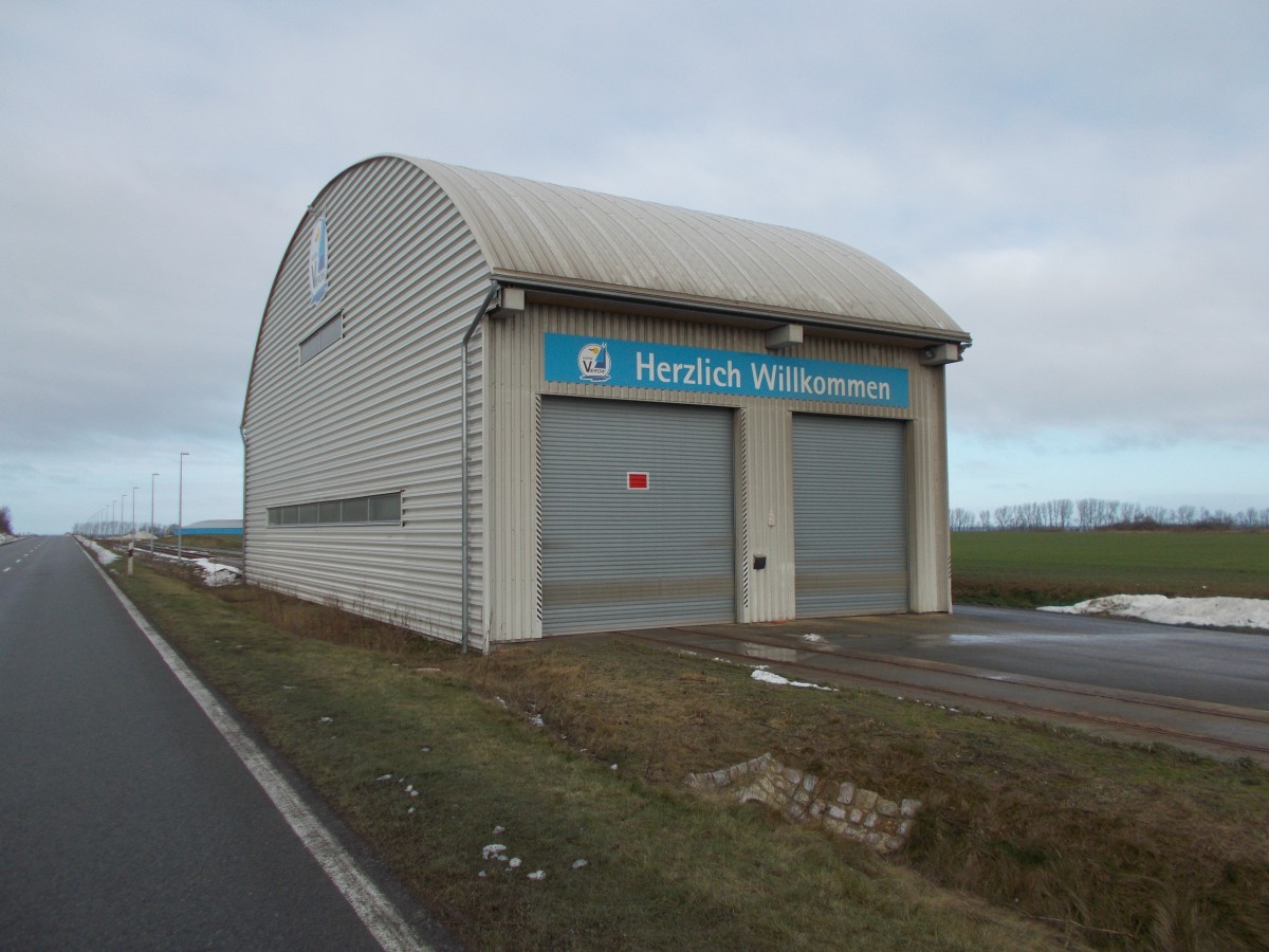 Die Ladestelle Vierow(bei Greifswald) besteht nur aus einem Gleis.Aufnahme vom 09.Februar 2015.