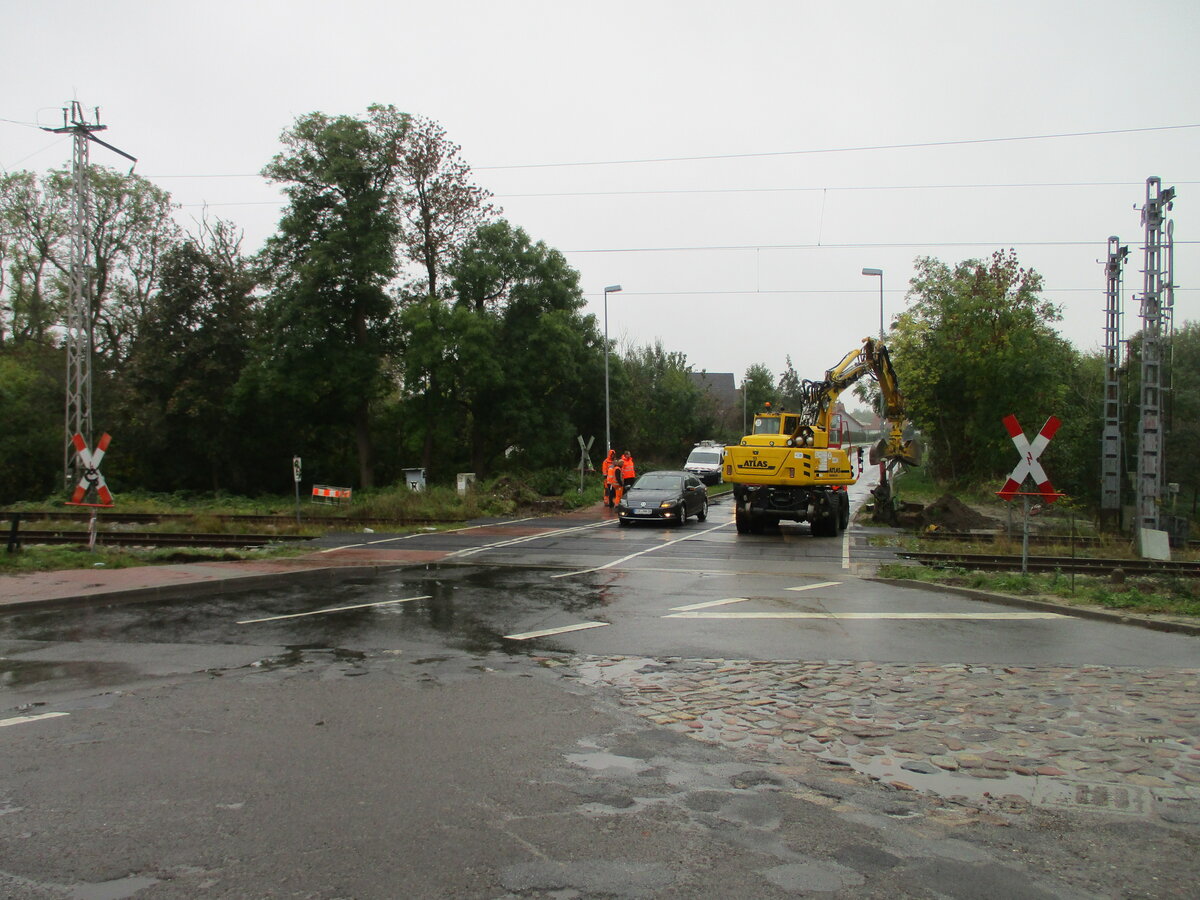 Die letzte mechanische Schranke,von Rügen,in Lancken,ist nun Geschichte.Aufnahme am 18.Oktober 2021.
