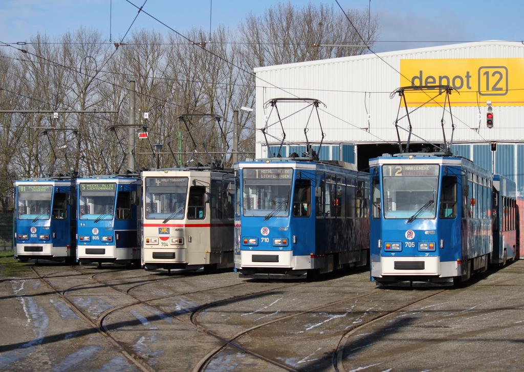 Die letzten Rostocker Tatra T6-Vertreter am 08.02.2015 in Rostock-Marienehe
(Tatra-Fototag)