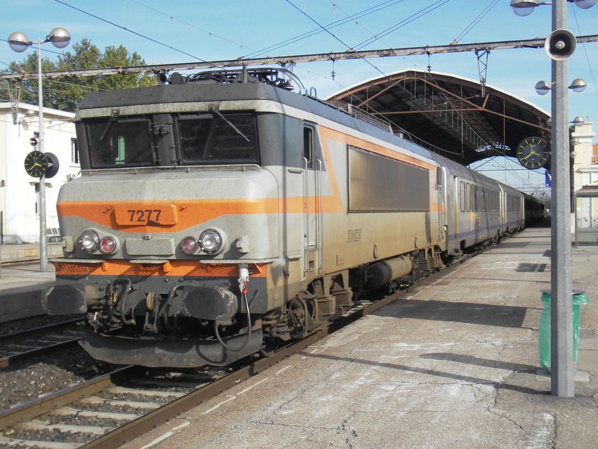 Die Lokomotive BB 7277 auf einem Foto von meiner Frankreichreise aus dem Jahr 2005