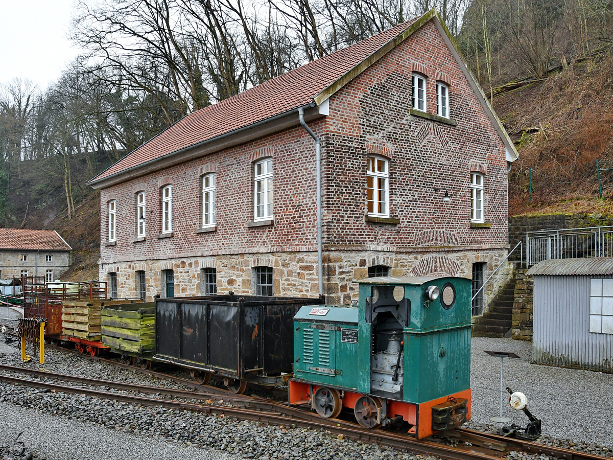 Die Lokomotive DIEMA DS 14  Carola  im Gruben- und Feldbahnmuseum Zeche Theresia. (Witten, April 2018)