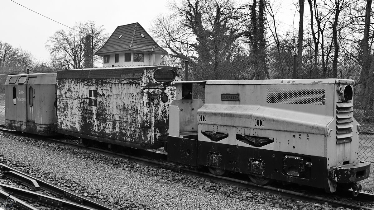 Die Lokomotive Klöckner-Humboldt-Deutz A2M 517 G  Elisabeth  im Gruben- und Feldbahnmuseum Zeche Theresia. (Witten, April 2018)