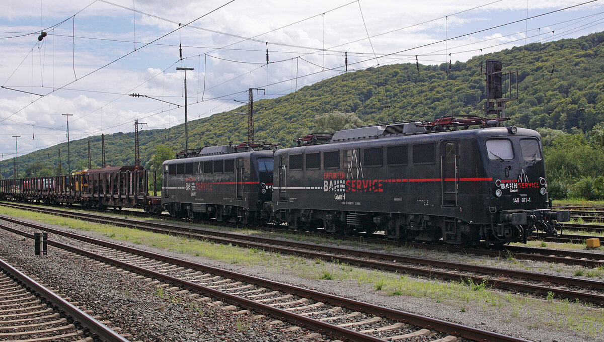 Die Lokomotiven 140 811-1 und 140 815-2 am 10.08.2021 in Gemünden.