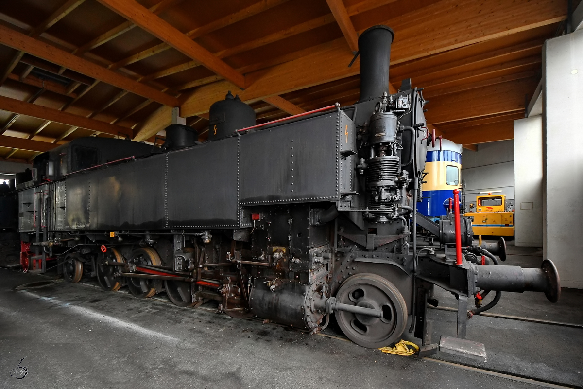 Die im Lokpark Ampflwang ausgestellte Dampflokomotive 93.1455 entstand 1931 in der Wiener Lokomotivfabrik Floridsdorf. (August 2020)