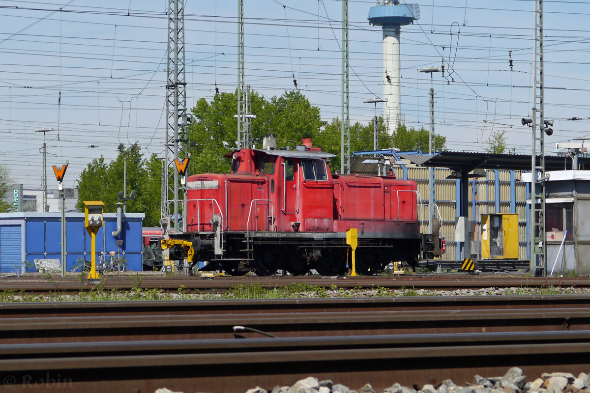 Die Mannheimer 362 547-2 stand am 17.04.2014 für die täglichen Rangierfahrten von Regionalwagen im Betriebshof Ludwigshafen zur Verfügung. Normalerweise wird dafür eine Köf ebenfalls vom Betriebshof Mannheim Rbf eingesetzt.