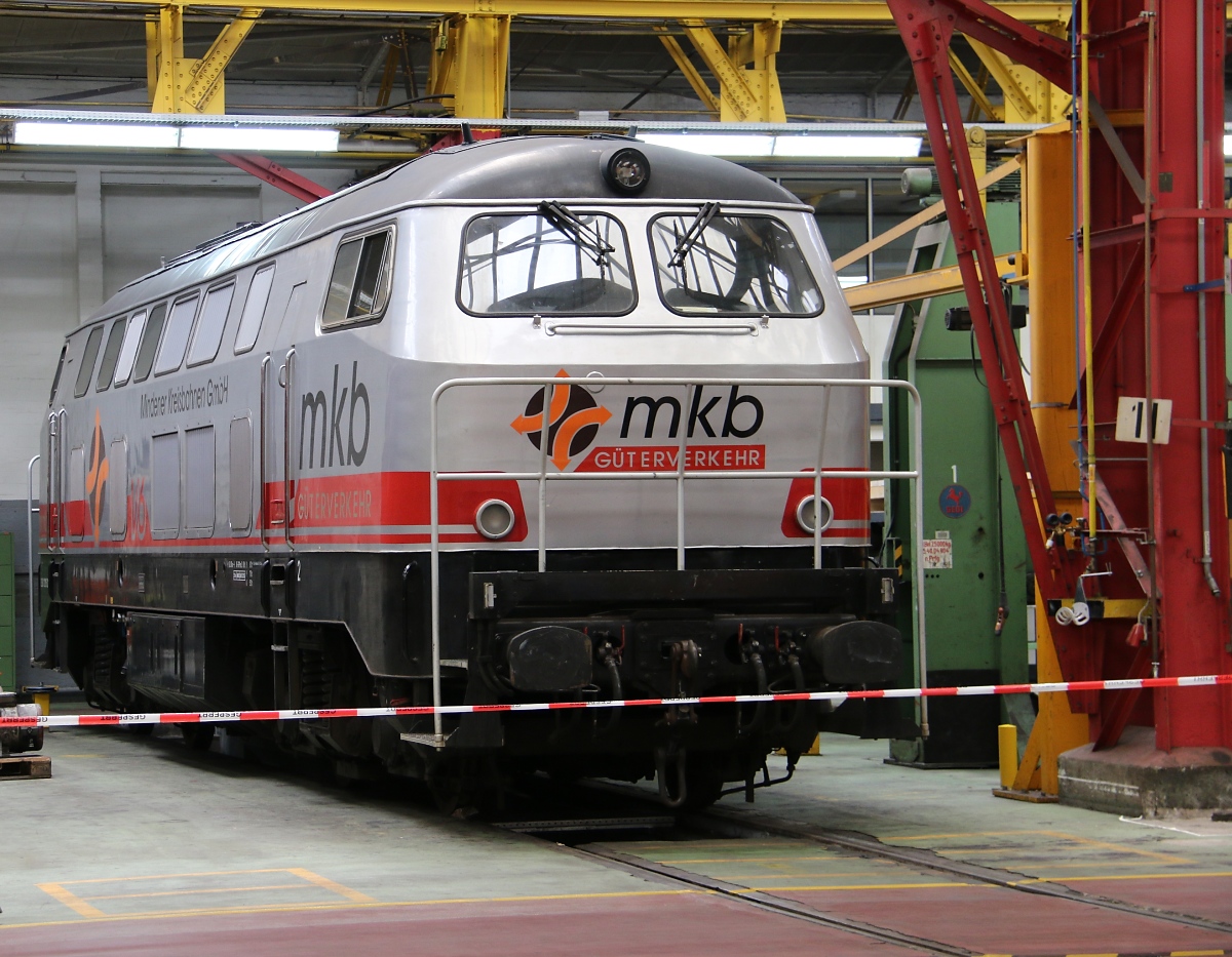 Die MKB 216 014 stand am 14.06.2014 im AW Bremen Sebaldsbrück. Aufgenommen am TdoT zum 100 jährigen Jubiläum.