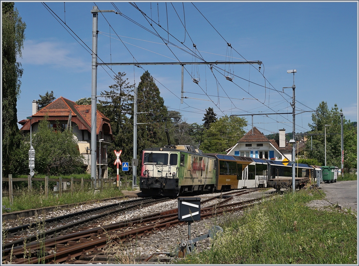 Die MOB GDe 4/4 6006 fährt mit ihrem MOB Panoramic Express PE 2122 von Montreux nach Zweisimmen in Fontanivent durch. 

8. Mai 2020