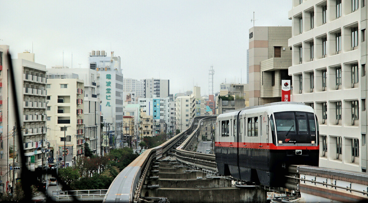 Okinawa Naha Monorail Fotos Bahnbilder.de