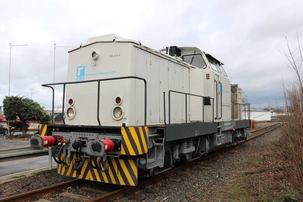 Die neue im Hanauer Hafen. V100 Ost 202 535-1 von CTL Logistics GmbH angemietet am 06.01.19 in Hanau Hafen 