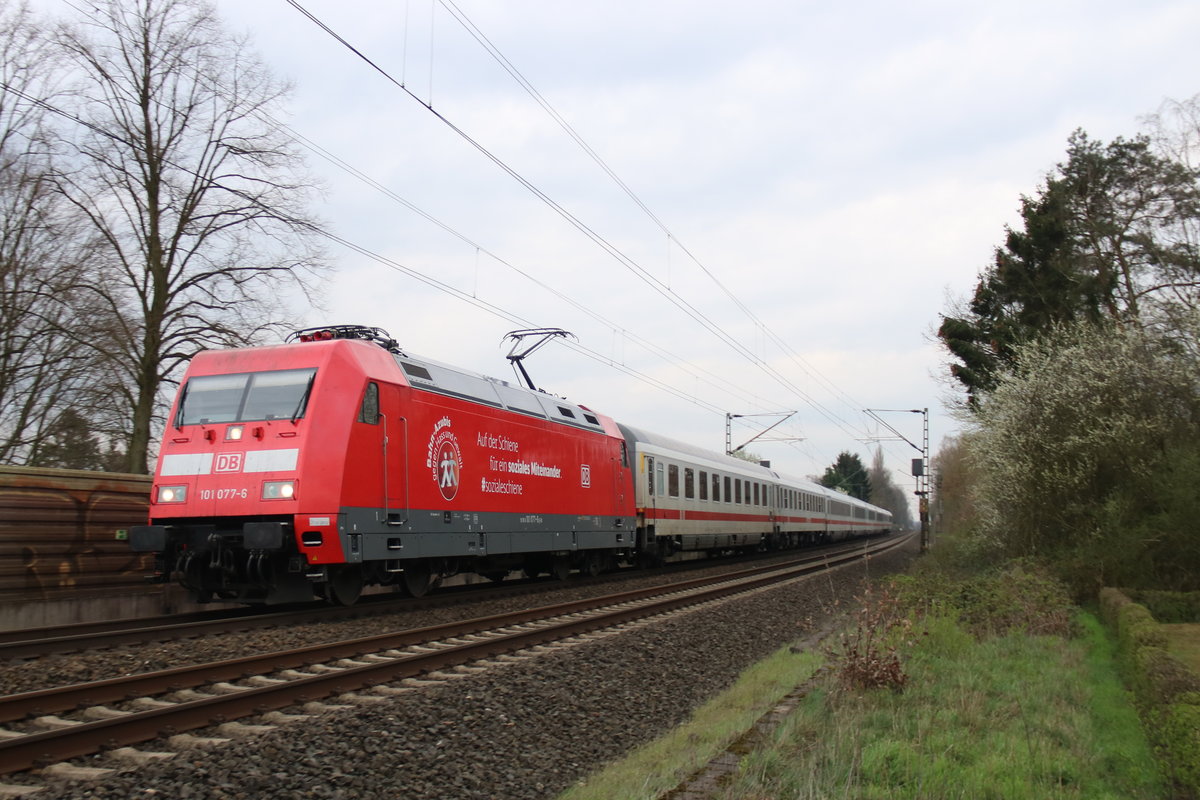 Die neuste Werbe 101 der DB, 101 077  Sozialschiene  mit IC2016 am 3.4.19 unterwegs nach Berlin.
